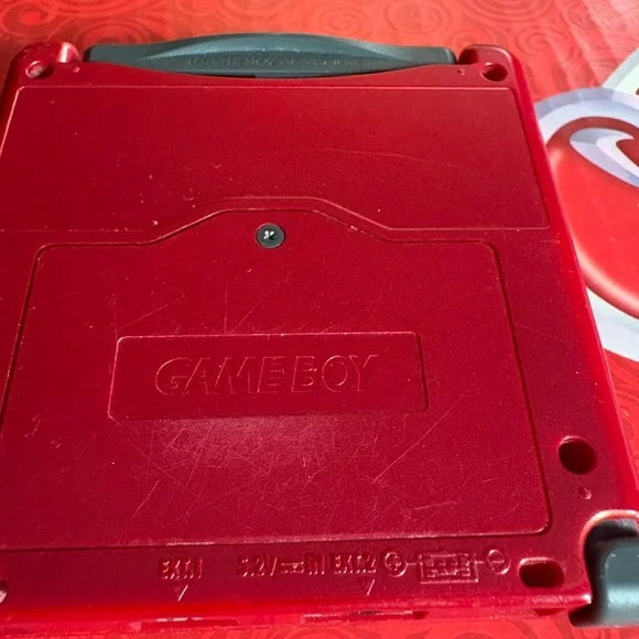 Nintendo Game Boy Advance SP - Bold Crimson